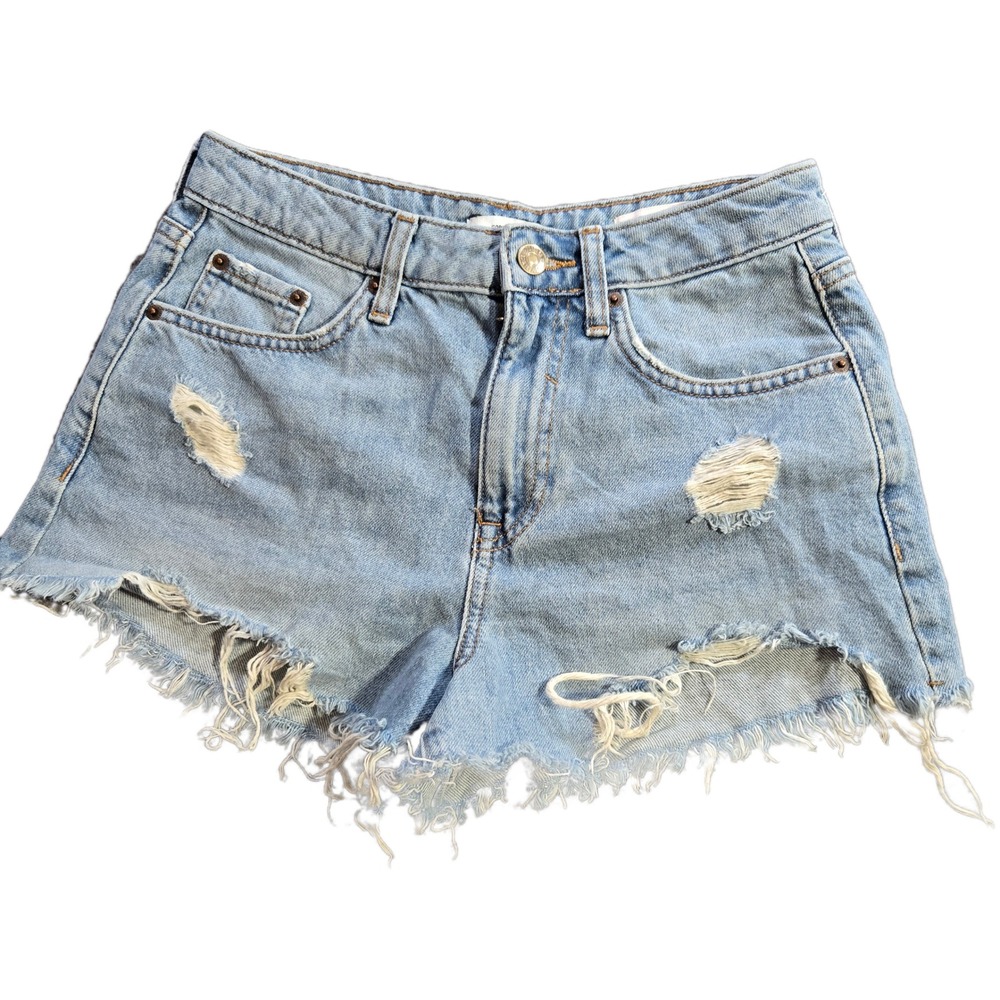 Retro High Rise‎ Distressed Denim Shorts Light Wash Size 25 Cut Off 
Forever 21